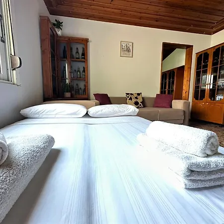 Boungainvillea 4* Himarë