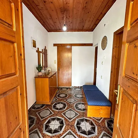 Boungainvillea 4* Himarë