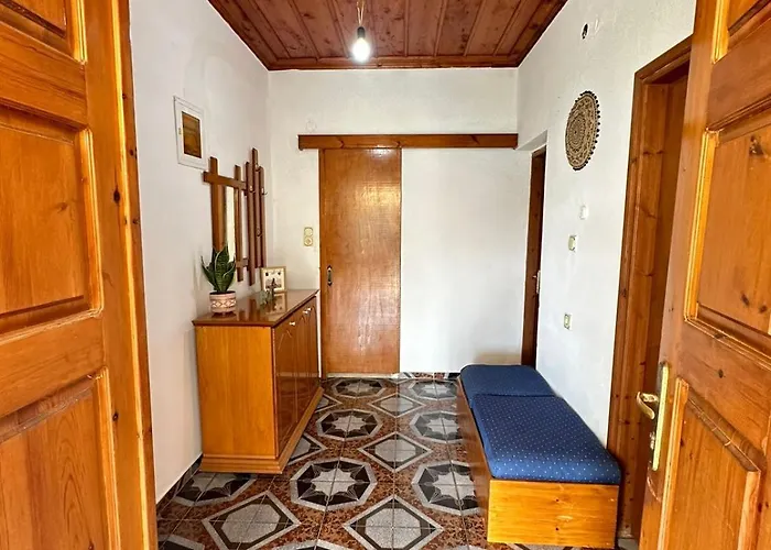 Boungainvillea 3* Himare