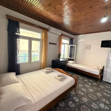 Boungainvillea Guest house