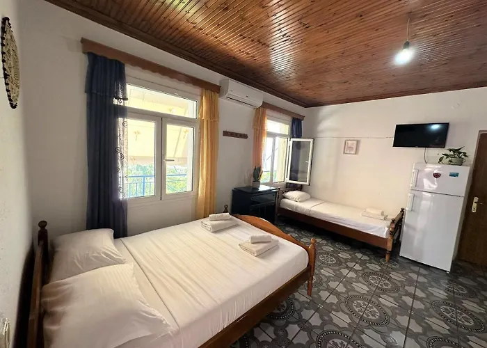 Boungainvillea Guest house